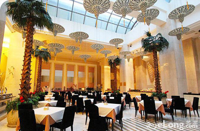 都市身心綠洲 摩力圣匯溫泉會館超值單人體驗(yàn)